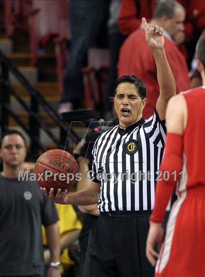 Thumbnail 2 in Mater Dei vs. De La Salle (CIF State D1 Final) photogallery.