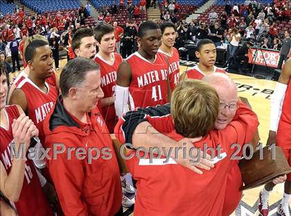 Thumbnail 3 in Mater Dei vs. De La Salle (CIF State D1 Final) photogallery.