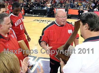 Thumbnail 1 in Mater Dei vs. De La Salle (CIF State D1 Final) photogallery.