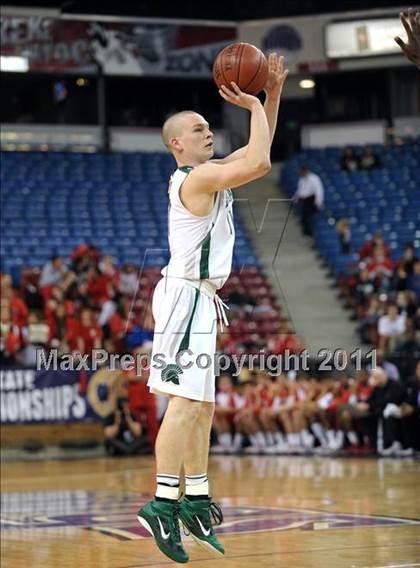 Thumbnail 3 in Mater Dei vs. De La Salle (CIF State D1 Final) photogallery.