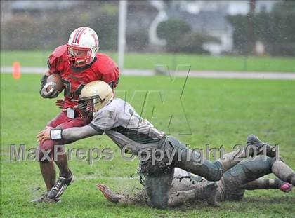 Thumbnail 3 in Bishop Hendricken @ Portsmouth photogallery.