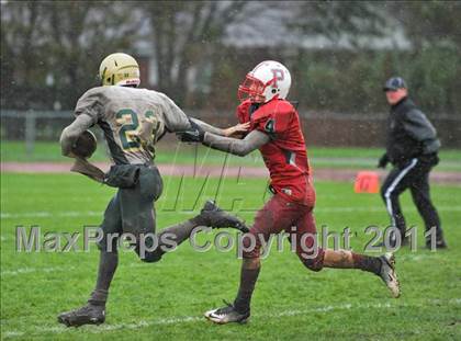 Thumbnail 3 in Bishop Hendricken @ Portsmouth photogallery.