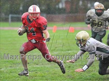 Thumbnail 3 in Bishop Hendricken @ Portsmouth photogallery.