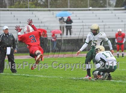Thumbnail 2 in Bishop Hendricken @ Portsmouth photogallery.