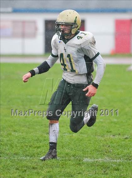 Thumbnail 3 in Bishop Hendricken @ Portsmouth photogallery.