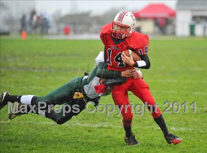 Thumbnail 3 in Bishop Hendricken @ Portsmouth photogallery.