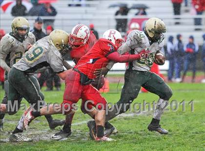 Thumbnail 3 in Bishop Hendricken @ Portsmouth photogallery.