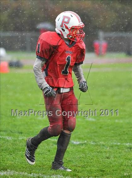 Thumbnail 3 in Bishop Hendricken @ Portsmouth photogallery.