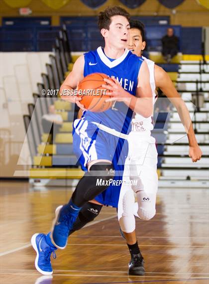 Thumbnail 1 in St. Michael's vs. Santa Fe Indian photogallery.