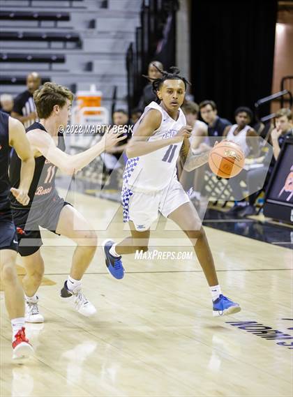 Thumbnail 2 in Capital City vs Southern Boone (Norm Stewart Classic) photogallery.