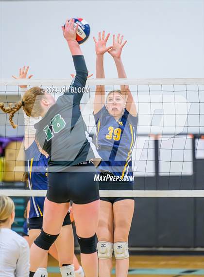 Thumbnail 3 in Coventry vs. Haddam-Killingworth (CIAC Class S Final) photogallery.
