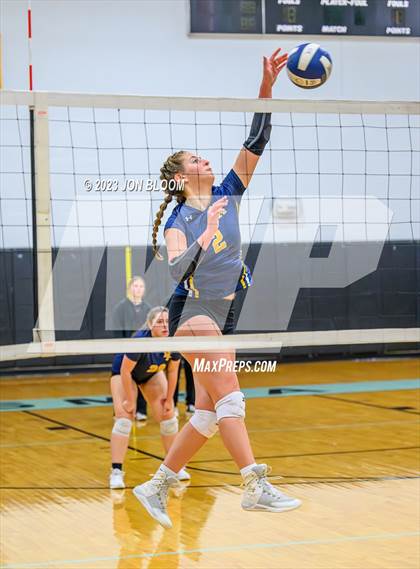 Thumbnail 3 in Coventry vs. Haddam-Killingworth (CIAC Class S Final) photogallery.