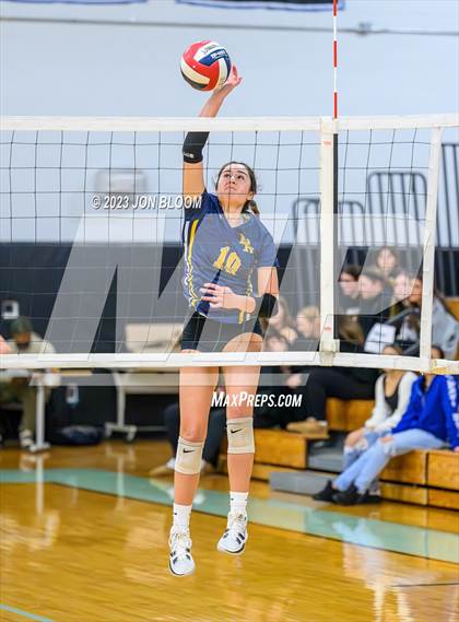 Thumbnail 2 in Coventry vs. Haddam-Killingworth (CIAC Class S Final) photogallery.