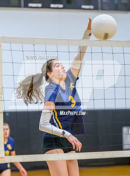 Thumbnail 3 in Coventry vs. Haddam-Killingworth (CIAC Class S Final) photogallery.