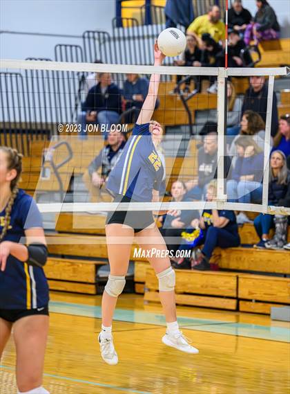 Thumbnail 3 in Coventry vs. Haddam-Killingworth (CIAC Class S Final) photogallery.