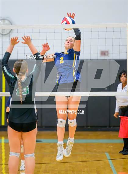 Thumbnail 3 in Coventry vs. Haddam-Killingworth (CIAC Class S Final) photogallery.