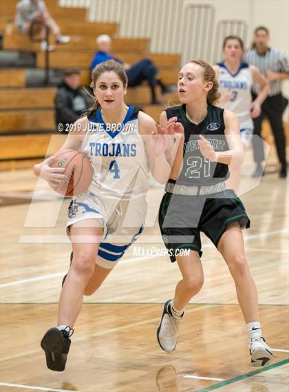 Thumbnail 2 in Covenant Christian vs. Indianapolis Bishop Chatard photogallery.