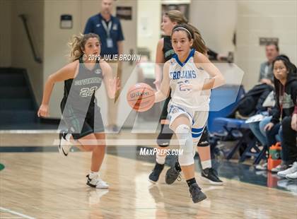 Thumbnail 3 in Covenant Christian vs. Indianapolis Bishop Chatard photogallery.