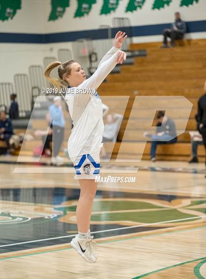 Thumbnail 2 in Covenant Christian vs. Indianapolis Bishop Chatard photogallery.