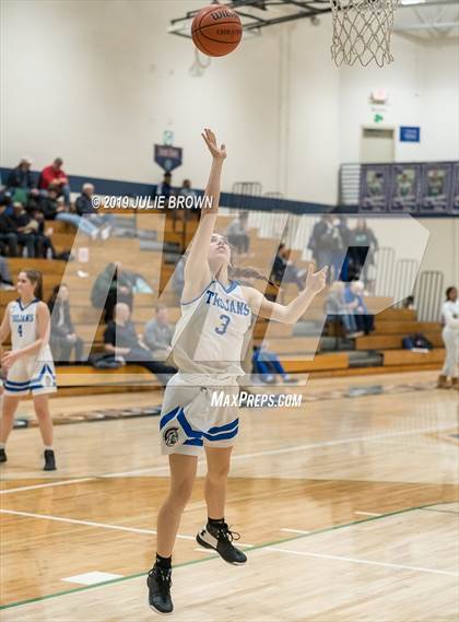 Thumbnail 1 in Covenant Christian vs. Indianapolis Bishop Chatard photogallery.