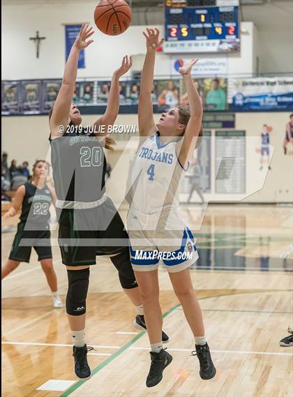 Thumbnail 1 in Covenant Christian vs. Indianapolis Bishop Chatard photogallery.