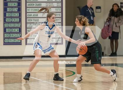 Thumbnail 2 in Covenant Christian vs. Indianapolis Bishop Chatard photogallery.