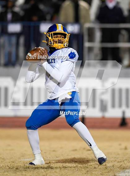 Thumbnail 3 in Dudley @ Statesville (NCHSAA 3A Fourth Round Playoff) photogallery.