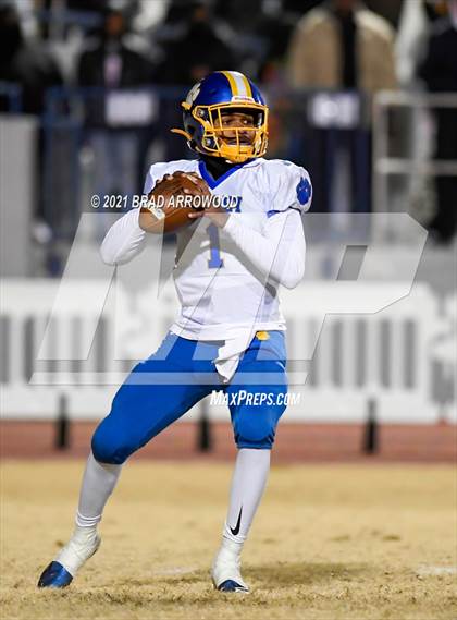 Thumbnail 2 in Dudley @ Statesville (NCHSAA 3A Fourth Round Playoff) photogallery.