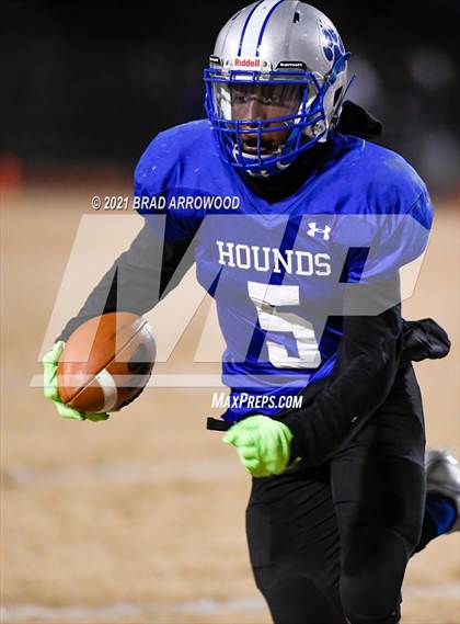 Thumbnail 3 in Dudley @ Statesville (NCHSAA 3A Fourth Round Playoff) photogallery.