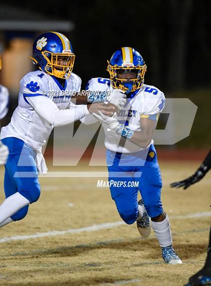 Thumbnail 2 in Dudley @ Statesville (NCHSAA 3A Fourth Round Playoff) photogallery.