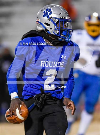 Thumbnail 1 in Dudley @ Statesville (NCHSAA 3A Fourth Round Playoff) photogallery.