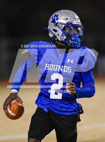 Thumbnail 3 in Dudley @ Statesville (NCHSAA 3A Fourth Round Playoff) photogallery.