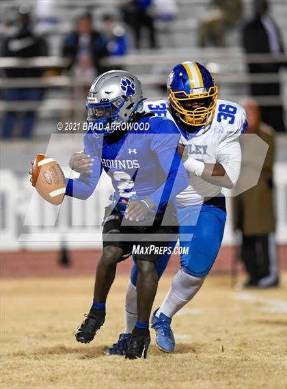 Thumbnail 3 in Dudley @ Statesville (NCHSAA 3A Fourth Round Playoff) photogallery.