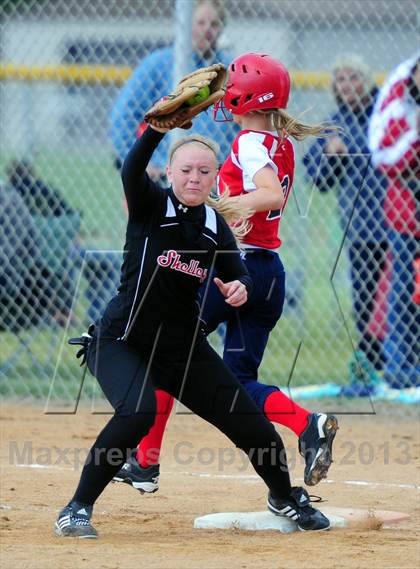 Thumbnail 3 in Filer vs Shelley (IHSAA 3A Playoff) photogallery.
