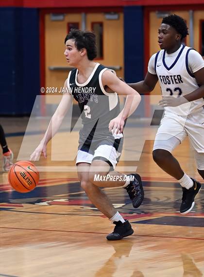 Thumbnail 2 in Foster vs. Notre Dame Prep (Tarkanian Classic) photogallery.