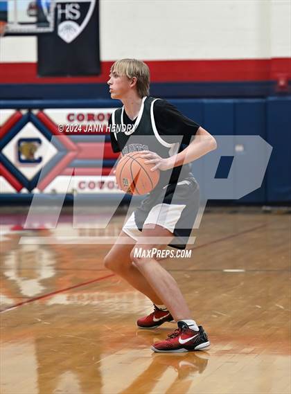 Thumbnail 3 in Foster vs. Notre Dame Prep (Tarkanian Classic) photogallery.