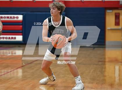 Thumbnail 2 in Foster vs. Notre Dame Prep (Tarkanian Classic) photogallery.