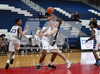 Thumbnail 2 in Foster vs. Notre Dame Prep (Tarkanian Classic) photogallery.