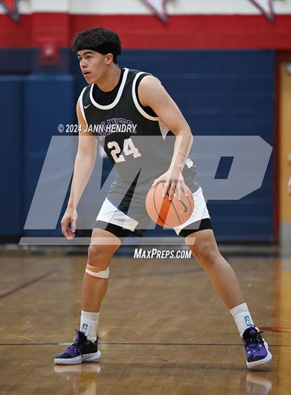 Thumbnail 2 in Foster vs. Notre Dame Prep (Tarkanian Classic) photogallery.