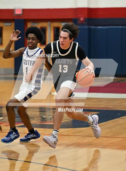 Thumbnail 2 in Foster vs. Notre Dame Prep (Tarkanian Classic) photogallery.