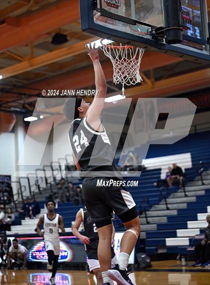 Thumbnail 1 in Foster vs. Notre Dame Prep (Tarkanian Classic) photogallery.