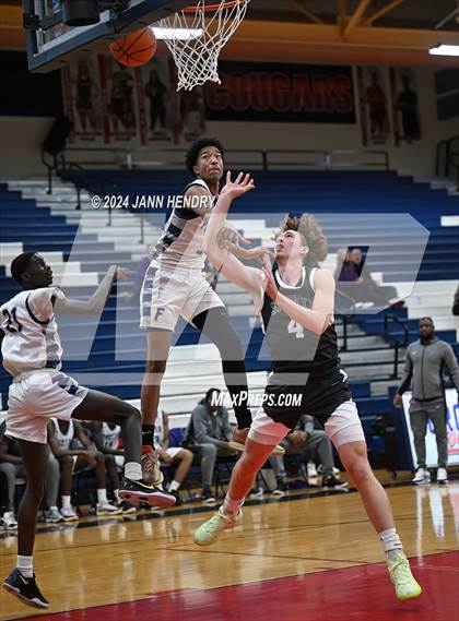 Thumbnail 2 in Foster vs. Notre Dame Prep (Tarkanian Classic) photogallery.