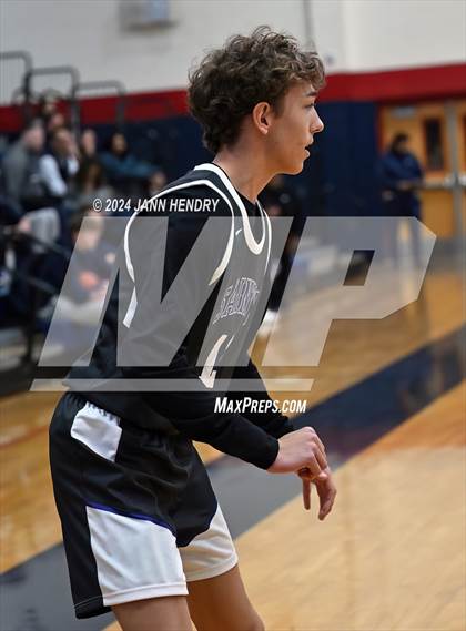 Thumbnail 3 in Foster vs. Notre Dame Prep (Tarkanian Classic) photogallery.