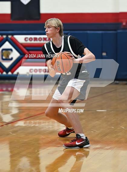 Thumbnail 2 in Foster vs. Notre Dame Prep (Tarkanian Classic) photogallery.