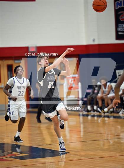 Thumbnail 1 in Foster vs. Notre Dame Prep (Tarkanian Classic) photogallery.