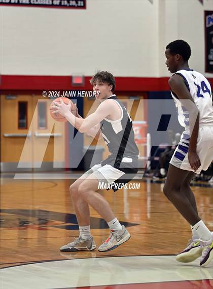 Thumbnail 3 in Foster vs. Notre Dame Prep (Tarkanian Classic) photogallery.