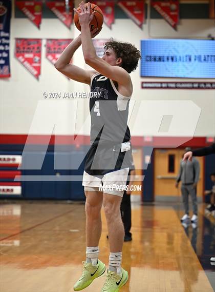 Thumbnail 1 in Foster vs. Notre Dame Prep (Tarkanian Classic) photogallery.