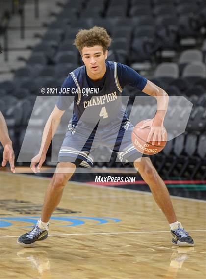 Thumbnail 3 in Boerne-Champion vs Desoto (Spurs High School Showcase) photogallery.