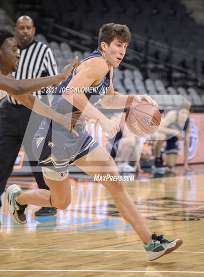 Thumbnail 1 in Boerne-Champion vs Desoto (Spurs High School Showcase) photogallery.