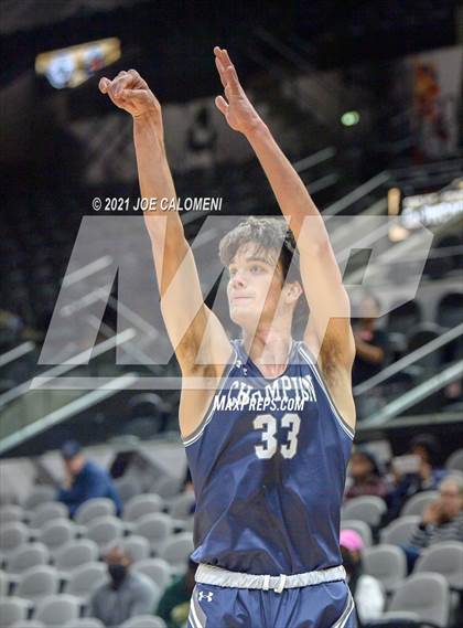 Thumbnail 2 in Boerne-Champion vs Desoto (Spurs High School Showcase) photogallery.